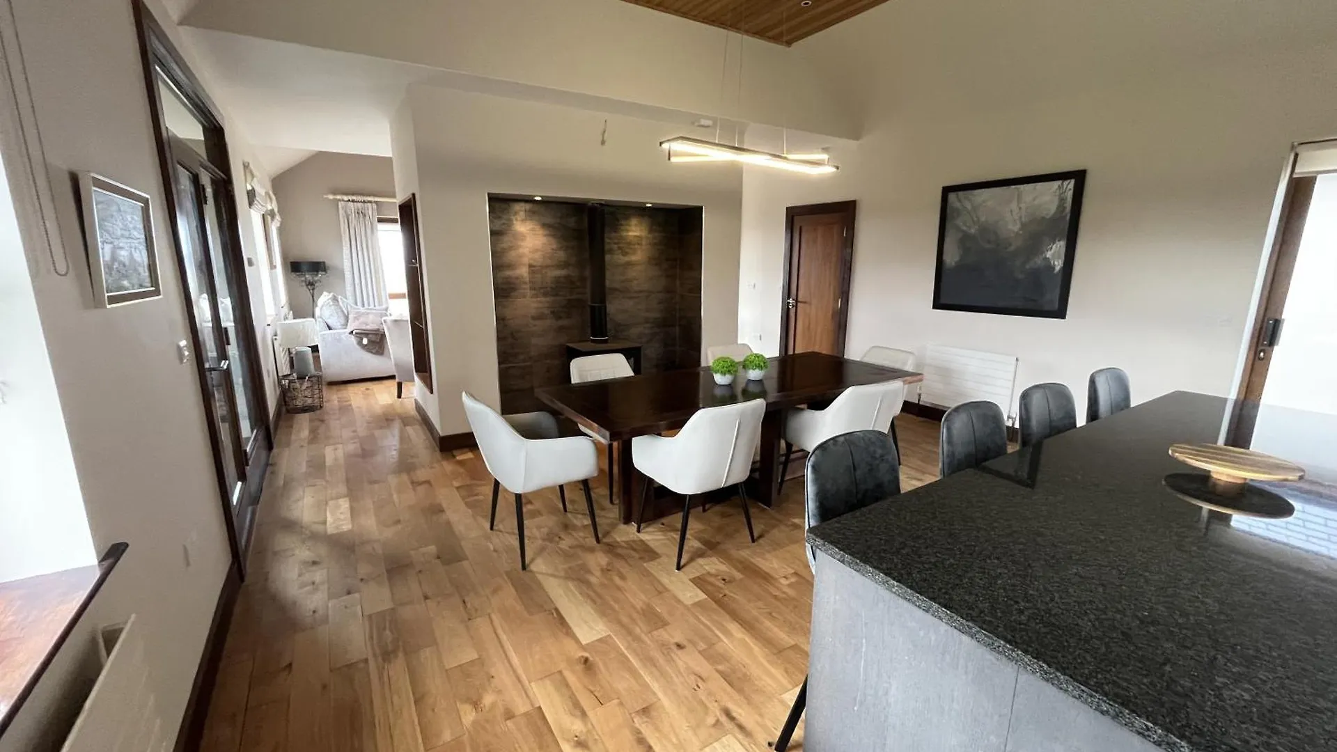 Modern Home With Sea Views Spiddal