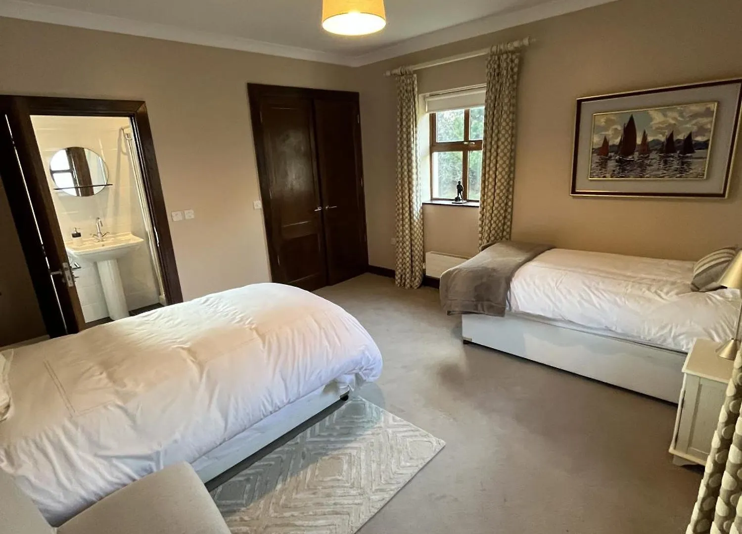 Holiday home Modern Home With Sea Views Spiddal